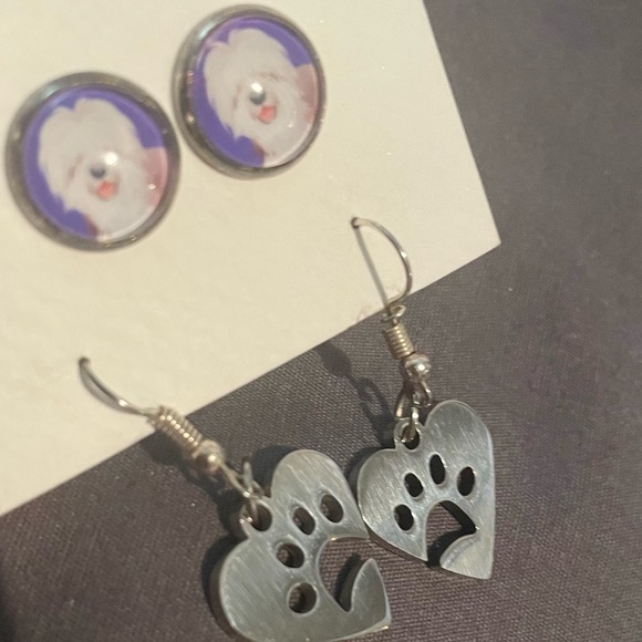Love Your Dog Pair of 2 Earrings, Studs w Dog & Dangling Silver Heart Paw Prints - Picture 2 of 6